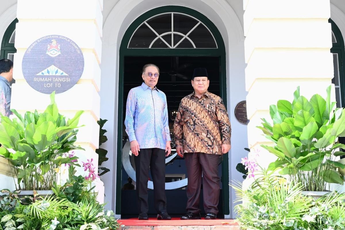 Presiden Prabowo Subianto dan PM Malaysia Anwar Ibrahim Bahas Penguatan Hubungan Bilateral di Rumah Tangsi