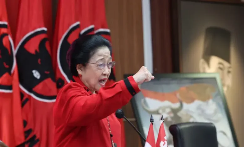 Megawati Perintahkan Kepala Daerah PDIP Tunda Retret di Magelang usai Penahanan Hasto oleh KPK