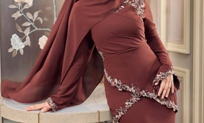 Fujianti Utami Jadi Model Hijab Terkenal di Malaysia, Hijabista Hub Luncurkan Koleksi Idul Fitri 2025