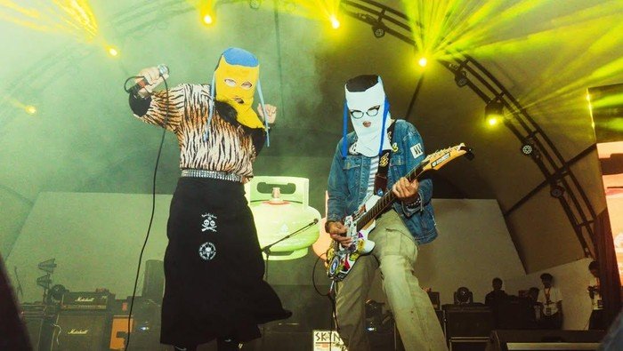 Kontroversi Band Sukatani: Kritik Polisi, Sensor Lagu, dan Jaminan Keamanan