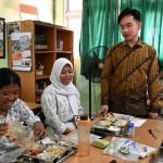 Wapres Gibran Bagikan Skincare dan Dengar Masukan Siswa di SMAN 13 Jakarta