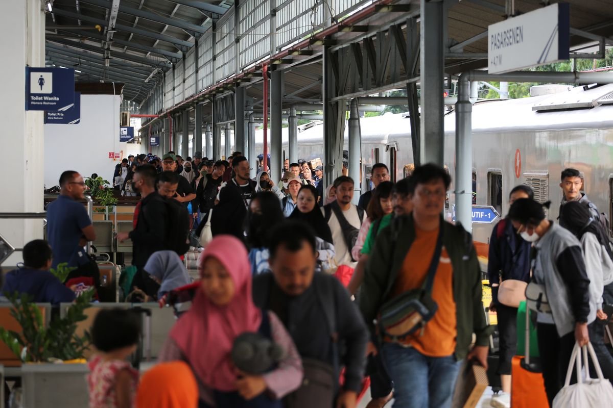 KAI Buka Pemesanan Tiket Kereta Tambahan untuk Mudik Lebaran 2025, Puncak Keberangkatan Diprediksi Akhir Maret