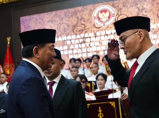 Deddy Corbuzier Dilantik sebagai Stafsus Menhan: Ini Gaji dan Tugasnya