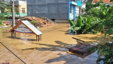 Banjir Jakarta 2025: Pejaten Timur Terendam Hingga 4 Meter, 57 Warga Mengungsi