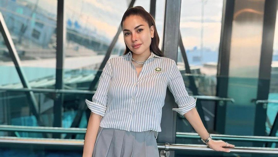 Nikita Mirzani Rayakan Ulang Tahun ke-39 di Balik Jeruji Besi, Dapat Kejutan dari Keluarga dan Tim