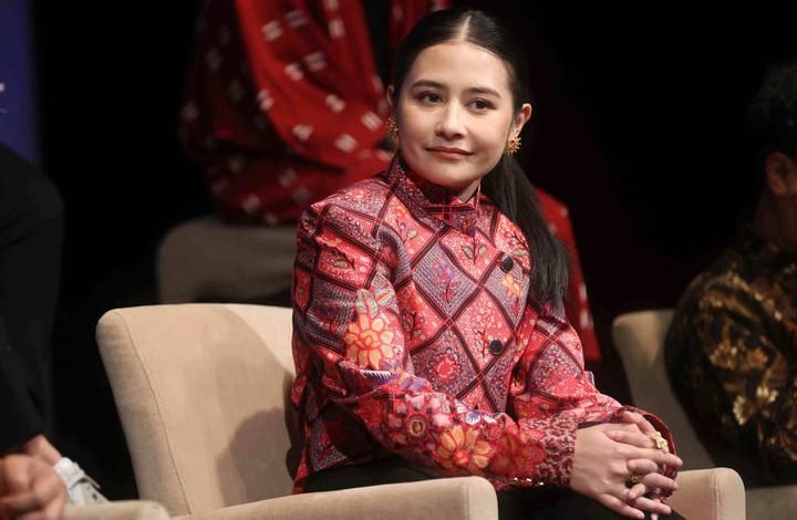 Prilly Latuconsina Bantah Terlibat Politik dan RUU TNI: “Jangan Main Masukin Nama Orang!”