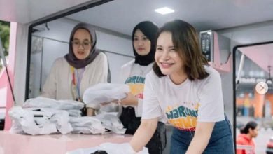 Rossa Buka Warung Makan Murah di Ramadan, Jual Paket Buka Puasa Rp 2.000