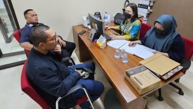 Ridwan Kamil Resmi Polisikan Lisa Mariana atas Dugaan Pencemaran Nama Baik dan Pelanggaran UU ITE