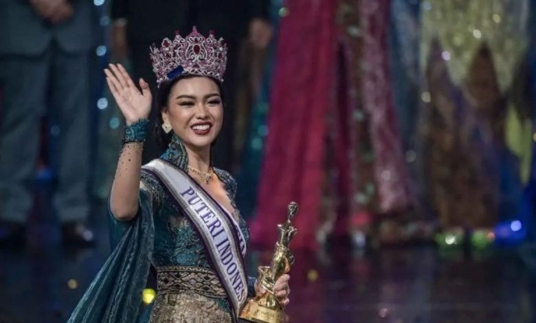 Firsta Yufi Amarta Putri dari Banyuwangi Raih Gelar Puteri Indonesia 2025