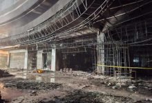 Kebakaran Hebat di Big Mall Samarinda, 7 Stan Terbakar dan 7 Orang Dirawat Akibat Asap