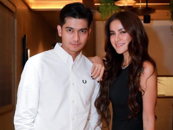 Olla Ramlan Ungkap Pacaran dengan Duda 30-an, Kedekatannya dengan Teuku Ryan Jadi Sorotan