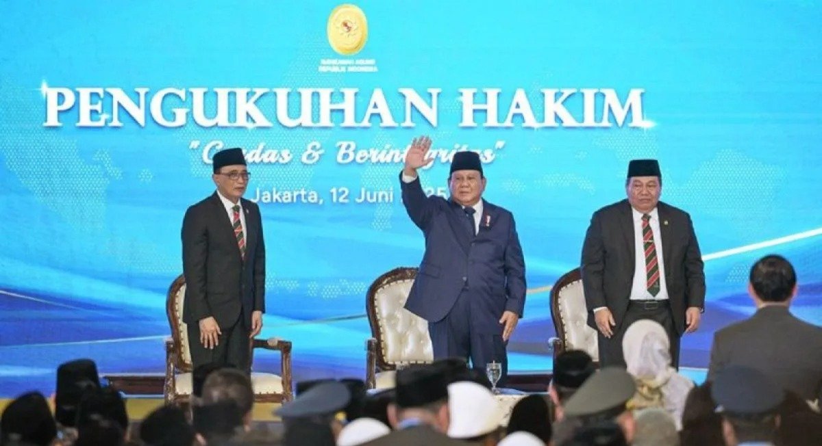 Presiden Prabowo Umumkan Kenaikan Gaji Hakim hingga 280%, Soroti Peran Kunci Yudikatif dalam Negara