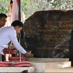 Gibran Rakabuming dan Khofifah Ziarah ke Makam Bung Karno, Teguhkan Semangat Nasionalisme di Bulan Bung Karno