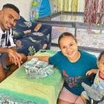 Yance Sayuri Beri Kejutan Ulang Tahun Istri Usai Bela Timnas Indonesia: Puluhan Gepok Uang Jadi Hadiah Cinta