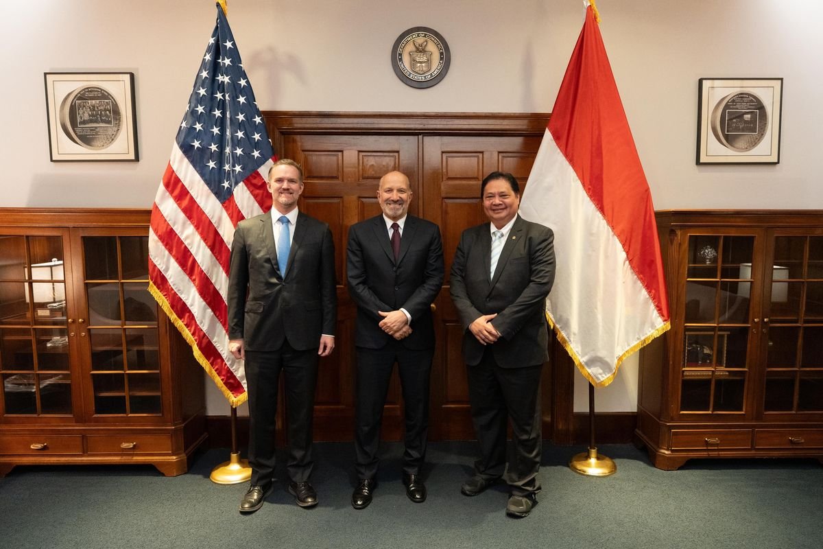 Indonesia Negosiasi Tarif Dagang 32% dengan AS, Airlangga: Hubungan Perlu Terus Diperkuat