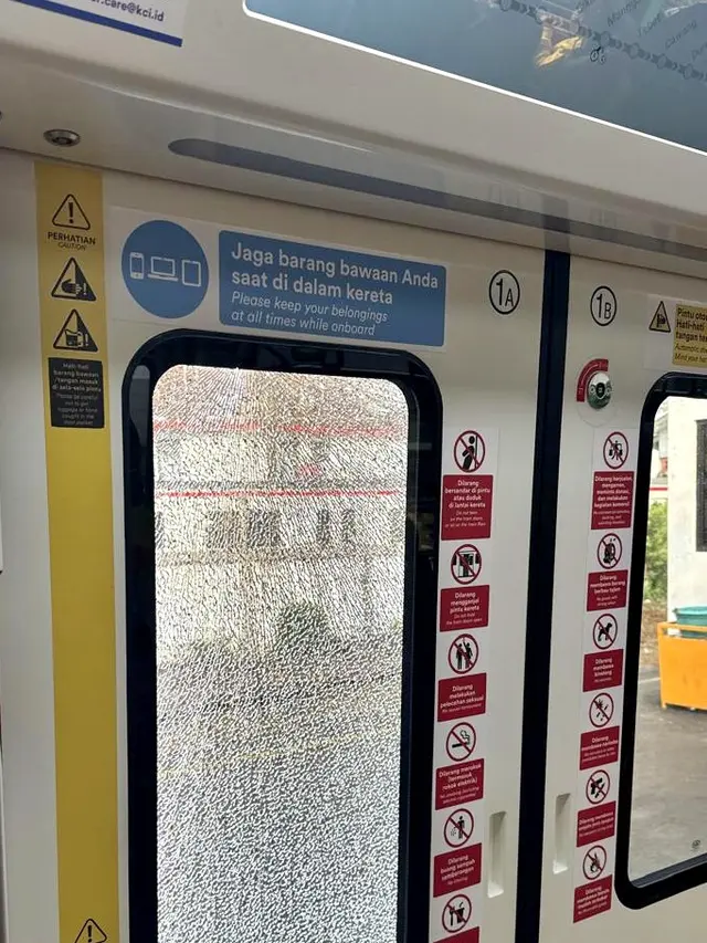 KAI Commuter Tindak Tegas Pelaku Pelempar Batu ke KRL Jakarta-Bogor, Terancam 15 Tahun Penjara