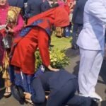 Letda Axel Cium Kaki Ibu Usai Raih Adhi Makayasa TNI AU, Momen Haru Warnai Pelantikan 2.000 Perwira oleh Presiden Prabowo
