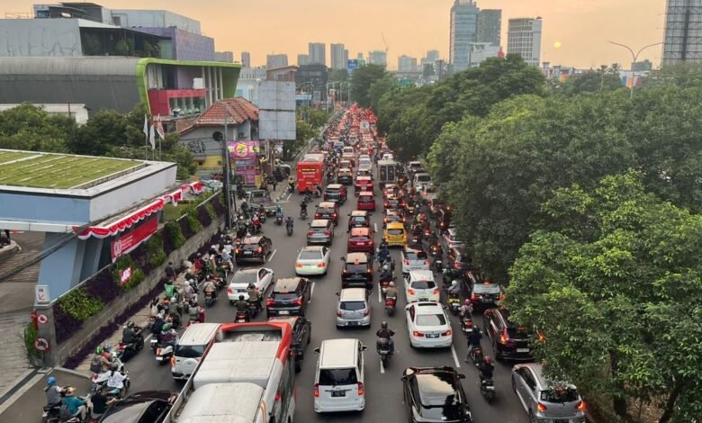 Pramono Belum Putuskan Ganjil Genap di TB Simatupang, Pemprov DKI Tambah 14 Bus Transjakarta