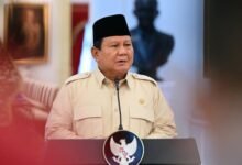 Prabowo Ingatkan Pejabat: Bersihkan Diri Sebelum Dibersihkan