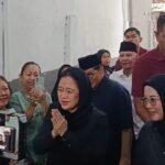 Gubernur Jakarta Pramono Anung Dampingi Puan Maharani ke Rumah Duka Affan Kurniawan