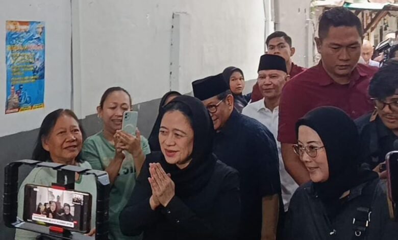 Gubernur Jakarta Pramono Anung Dampingi Puan Maharani ke Rumah Duka Affan Kurniawan