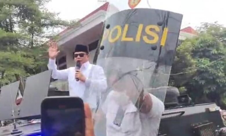 Ricuh Demo di Pati, Bupati Sudewo Dilempari Sandal dan Botol Usai Naikkan Pajak 250 Persen