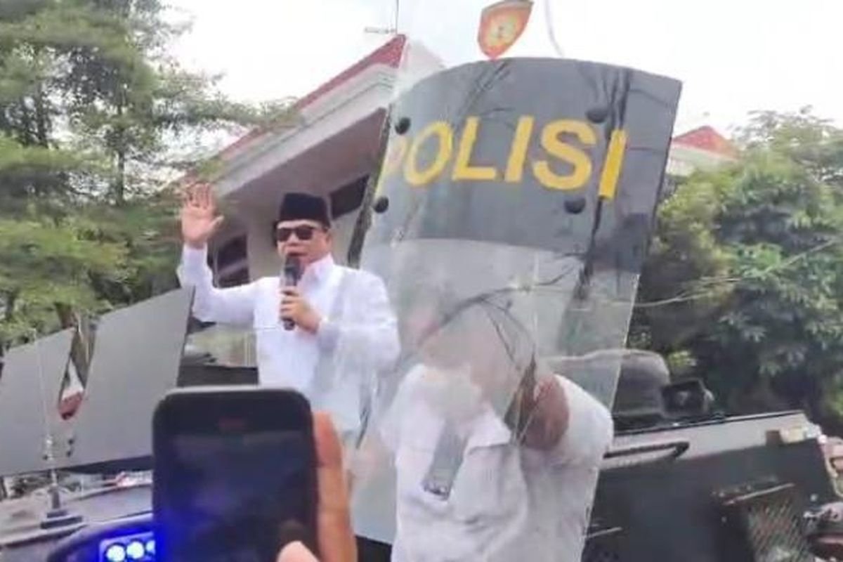 Ricuh Demo di Pati, Bupati Sudewo Dilempari Sandal dan Botol Usai Naikkan Pajak 250 Persen