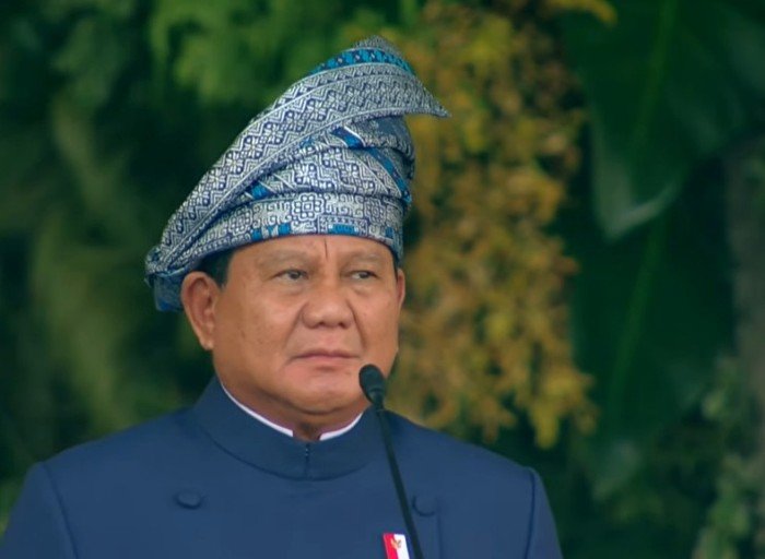 Prabowo Subianto Pimpin Upacara Penurunan Bendera Merah Putih HUT RI ke-80 di Istana Merdeka
