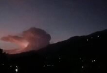 Fenomena Kilatan Petir di Gunung Guntur dan Papandayan Bukan Erupsi, Ini Penjelasan BPBD