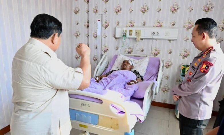 Prabowo Subianto Kunjungi RS Polri, Tinjau 17 Korban Aksi Demonstrasi Ricuh