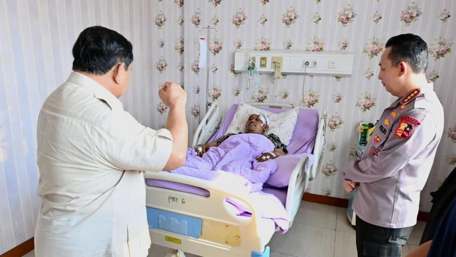 Prabowo Subianto Kunjungi RS Polri, Tinjau 17 Korban Aksi Demonstrasi Ricuh