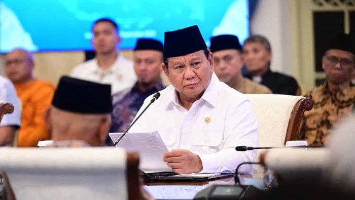 Presiden Prabowo Luncurkan Stimulus Ekonomi 8+4+5, Target Pertumbuhan 5,2% Persen di 2025