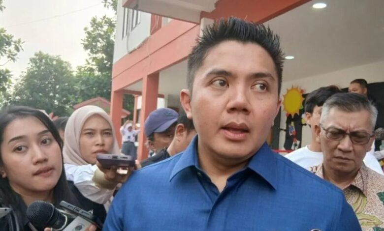 BLT Rp900 Ribu Cair untuk 35 Juta Keluarga, Seskab: Anggaran Rp30 Triliun Hasil Efisiensi Pemerintah