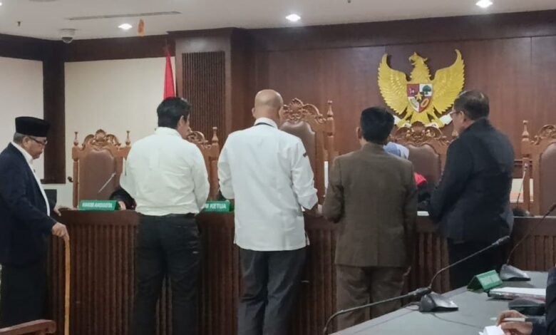 Sidang Gugatan Perdata soal Ijazah SMA Gibran Rakabuming Ditunda, Penggugat Keberatan Kuasa Ganda KPU