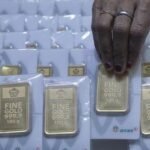 Harga Emas Antam Anjlok Rp172 Ribu per Gram, Rekor Tertinggi Kini Terlewati