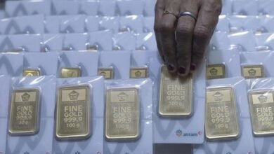 Harga Emas Antam Anjlok Rp172 Ribu per Gram, Rekor Tertinggi Kini Terlewati