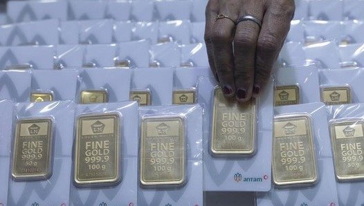 Harga Emas Antam Anjlok Rp172 Ribu per Gram, Rekor Tertinggi Kini Terlewati