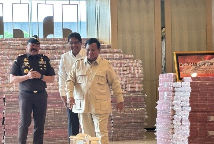 Presiden Prabowo Saksikan Kejagung Serahkan Uang Sitaan Korupsi CPO Rp13,2 Triliun: Bisa Bangun 8.000 Sekolah dan Sejahterakan 5 Juta Nelayan