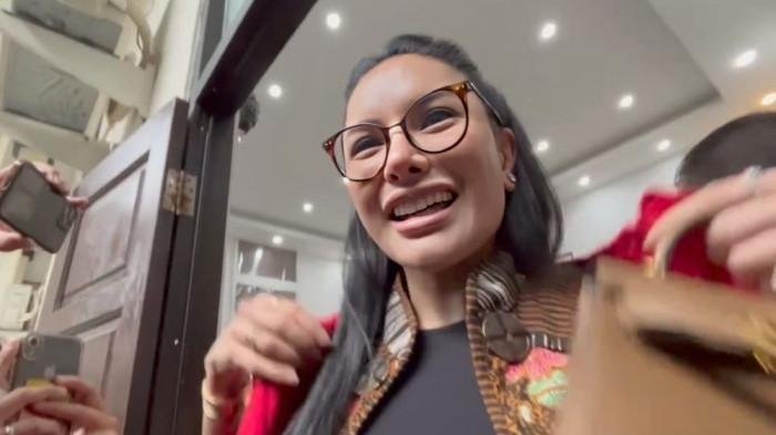Nikita Mirzani Tak Puas Vonis 9 Tahun Penjara untuk Vadel Badjideh