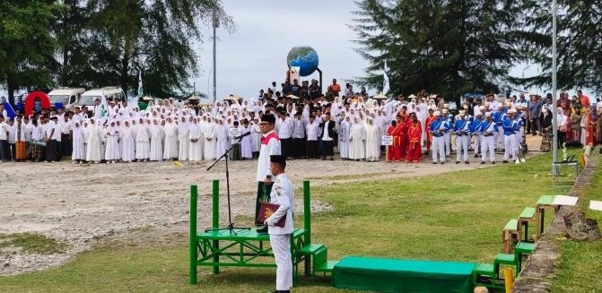 Cak Imin Pimpin Peringatan Hari Santri Nasional 2025 di Titik Nol Peradaban Islam Nusantara, Barus
