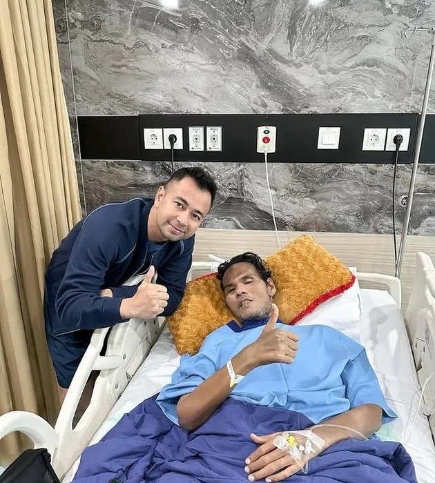 Raffi Ahmad Bawa Fahmi Bo ke Rumah Sakit, Janji Bantu Pengobatan dan Pekerjaan Usai Sembuh