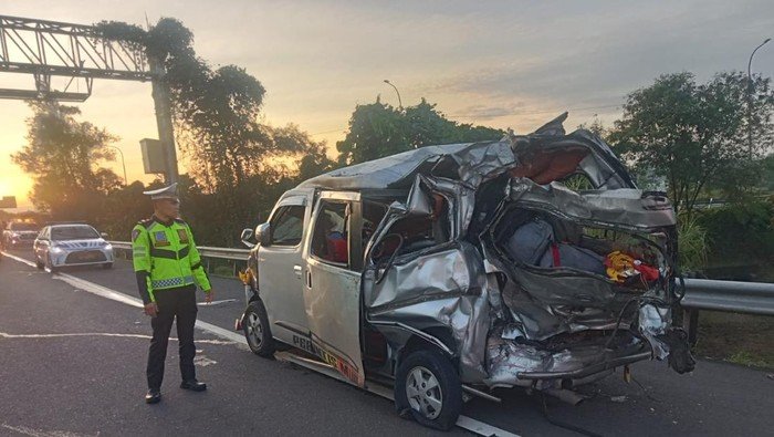 Kecelakaan Beruntun di Tol Cipali KM 72 Tewaskan 5 Orang, Puluhan Luka-Luka