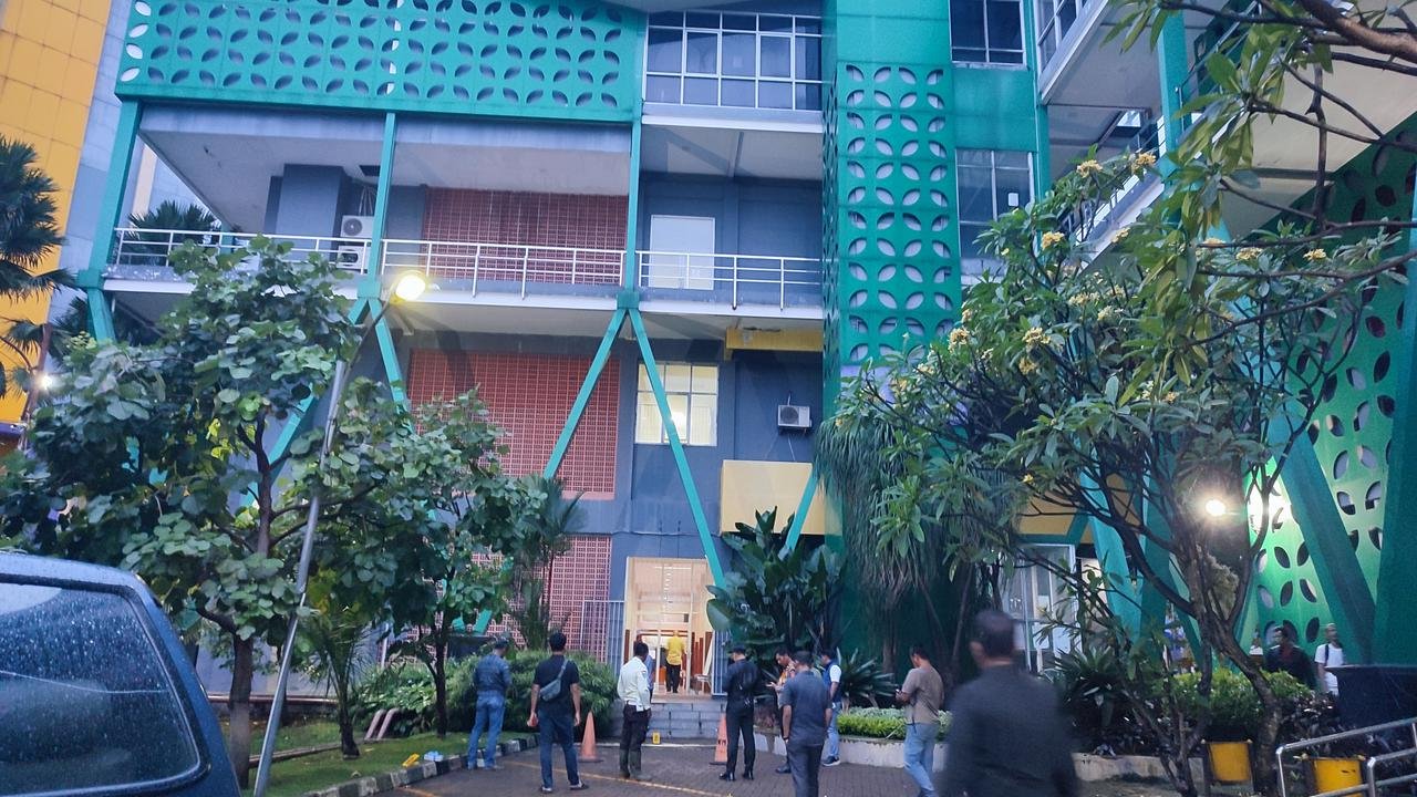 Mahasiswi Universitas Pakuan Bogor Jatuh dari Lantai 3, Masih Dirawat Intensif