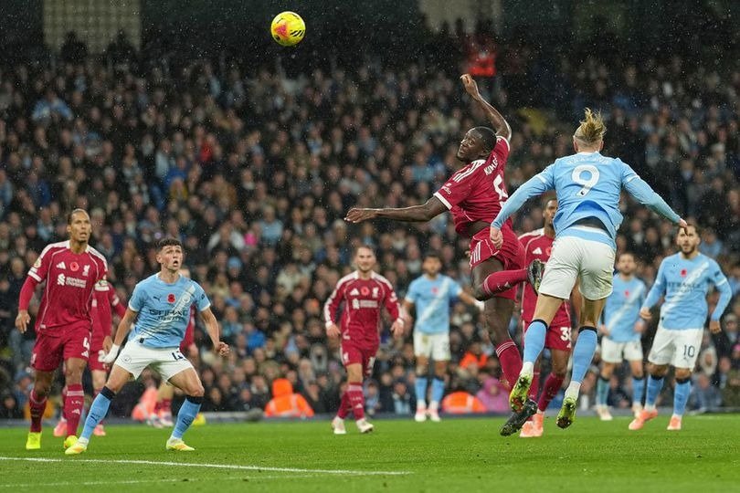 Manchester City Bungkam Liverpool 3-0 di Etihad Stadium