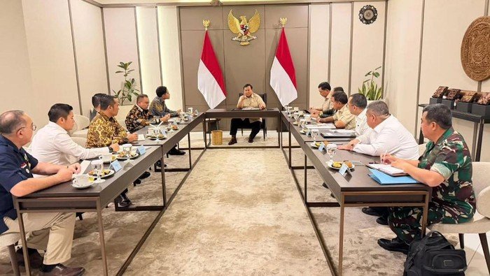 Presiden Prabowo Tunda Penerbangan Demi Pimpin Rapat Khusus di Halim Sebelum Terbang ke Australia