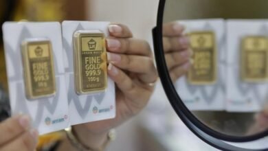 Harga Emas Antam Naik ke Rp2,453 Juta per Gram pada Jumat 12 Desember, Buyback Ikut Menguat