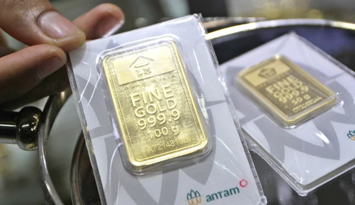 Harga Emas Antam Naik Rp2.000 Hari Ini, Tembus Rp2,464 Juta per Gram