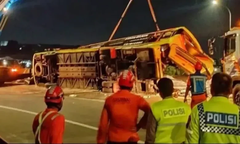 Kecelakaan Bus PO Cahaya Trans Tewaskan 16 Penumpang di Tol Krapyak Semarang
