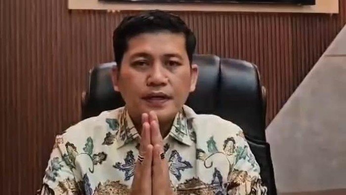 Bupati Aceh Selatan Mirwan MS Minta Maaf Usai Berangkat Umrah Tanpa Izin Ditengah Bencana, Sanksi Kemendagri Diumumkan Sore Ini