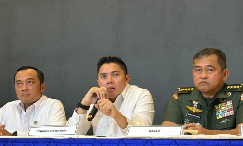 Presiden Prabowo Kirim Helikopter Pribadi ke Aceh Sejak Awal Bencana, Seskab Teddy Ungkap Peran 53 Helikopter Gabungan